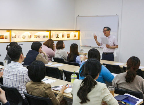 ICH Requires a Macro-perspective Approach Focusing on Communities and Education 사진