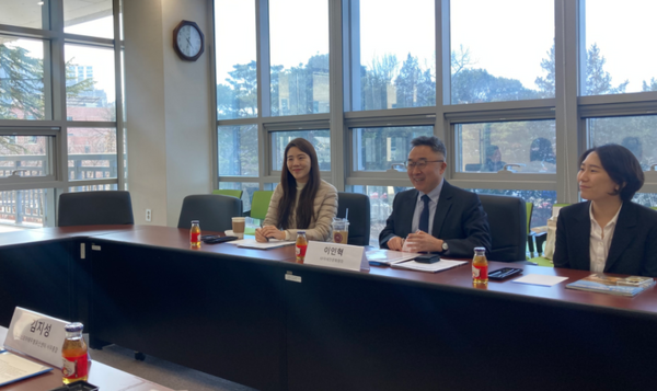 ICHCAP and KF ASEAN Culture House Signed MOU to Jointly Host the “Korea-ASEAN Mask Exhibition” 사진4