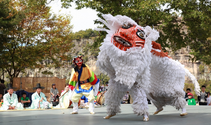 Alternative Identities: Masks of ASEAN & Korea Exhibition to Be Held 사진4