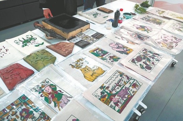 China&ndash;Vietnam &lsquo;Nianhua&rsquo; Woodblock Prints Featured in Shanghai Exhibition