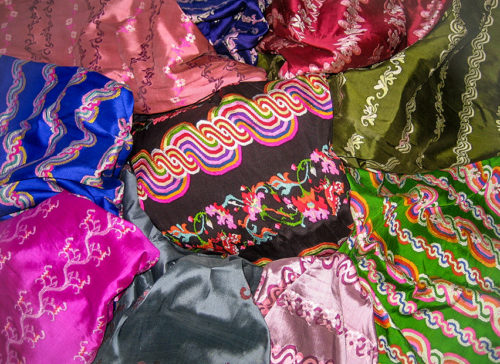 The Tradition of Acheik Weaving in Myanmar 사진