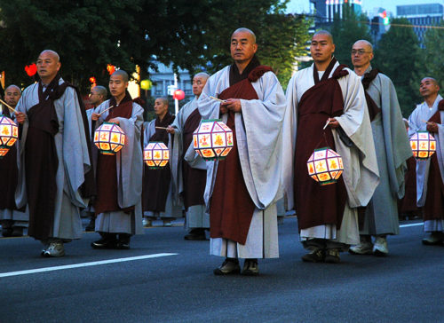 How Asia Celebrates Buddha’s Birthday 사진