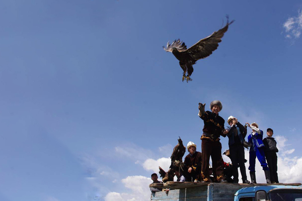 Central Asian Falconry: A Continuing Heritage Practiced for Conservation 사진