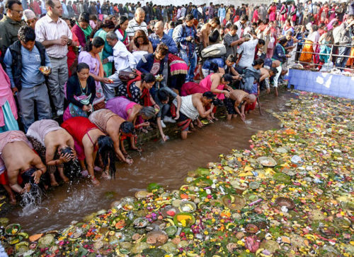 Aama ko mukh herne din in Nepal: Day to See Mother’s Face 사진
